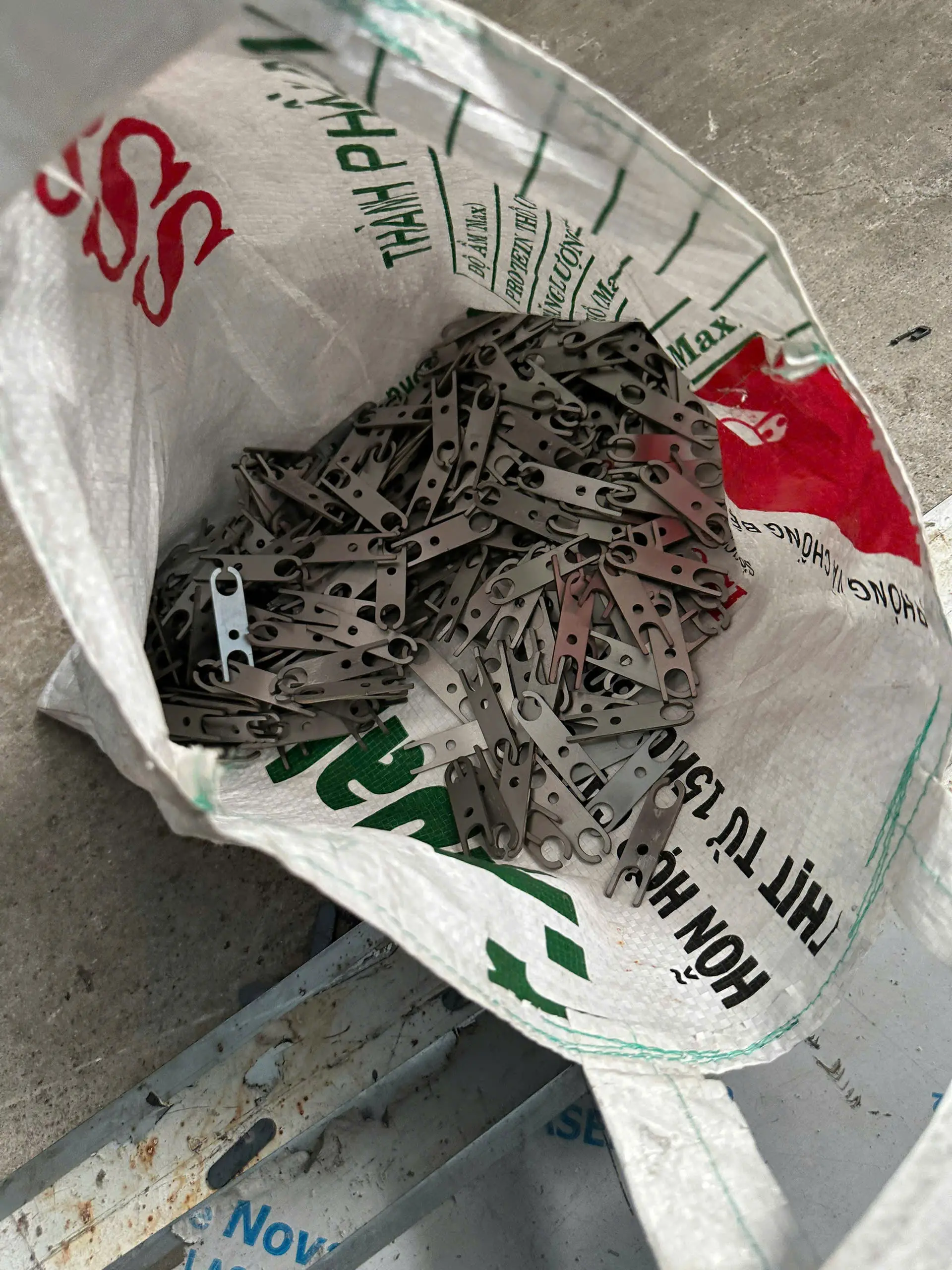 Logo Cắt CNC: Giải Pháp Hoàn Hảo Cho Thương Hiệu 2024