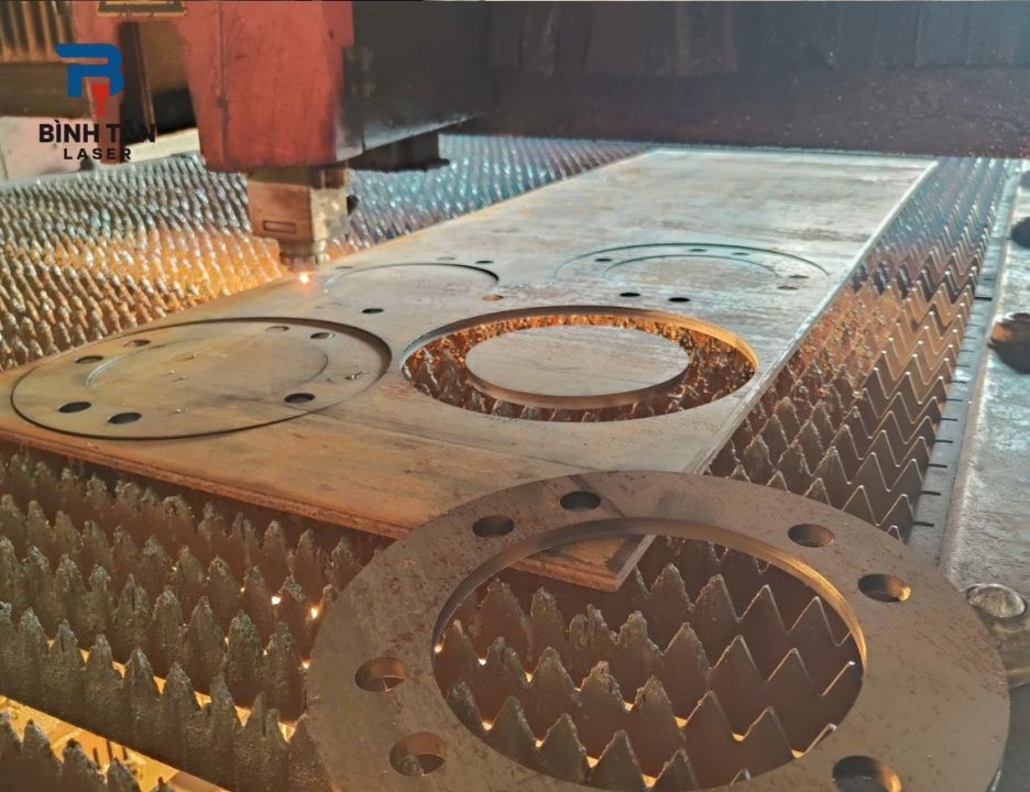 Lý do Bình Tân Laser là lựa chọn tin cậy để cắt CNC tại TP HCM