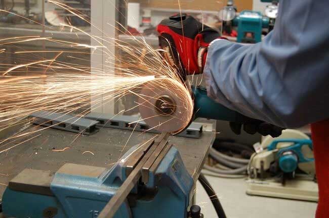 gia công kim loại tại Bình Tân Laser