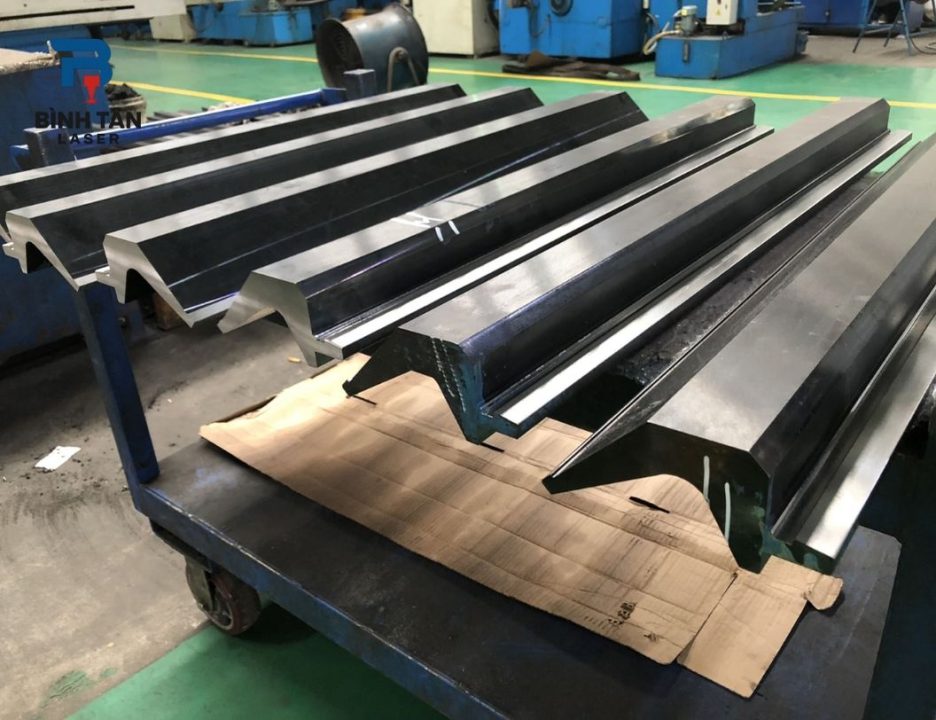 Dịch vụ chấn tôn tại Bình Tân Laser