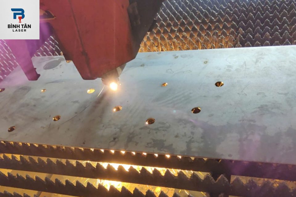 cắt Laser kim loại