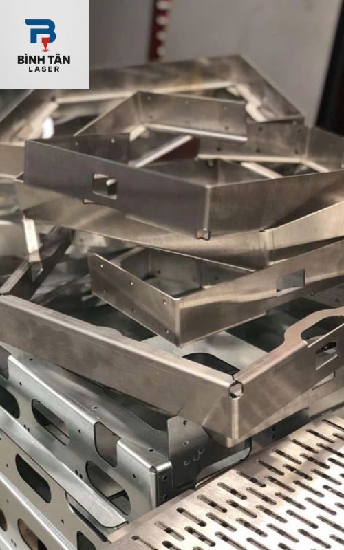 Gia công cắt chấn theo yêu cầu