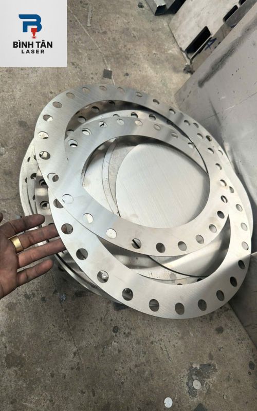 cắt bào chấn kim loại