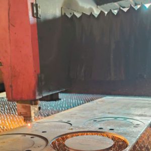 Cắt tấm inox theo yêu cầu