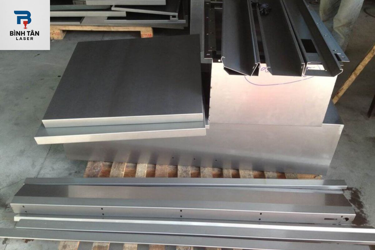 chấn CNC theo yêu cầu