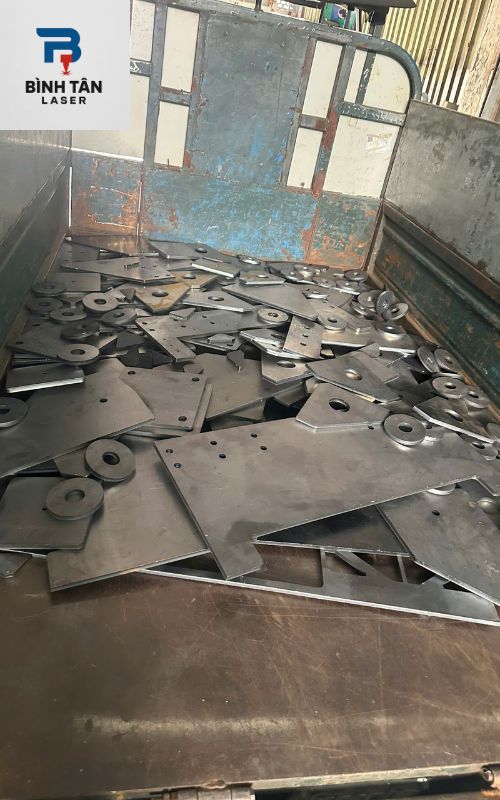 gia công cắt chấn inox theo yêu cầu