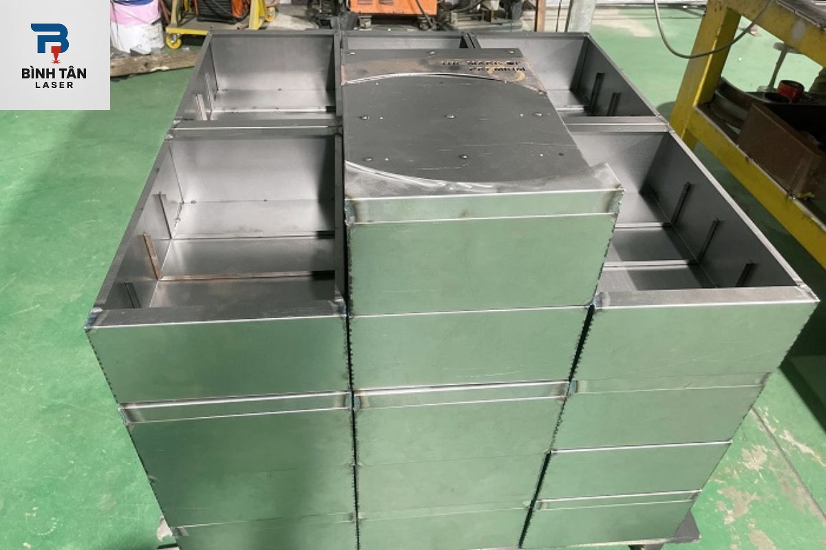 gia công chi tiết trước và sau khi hàn