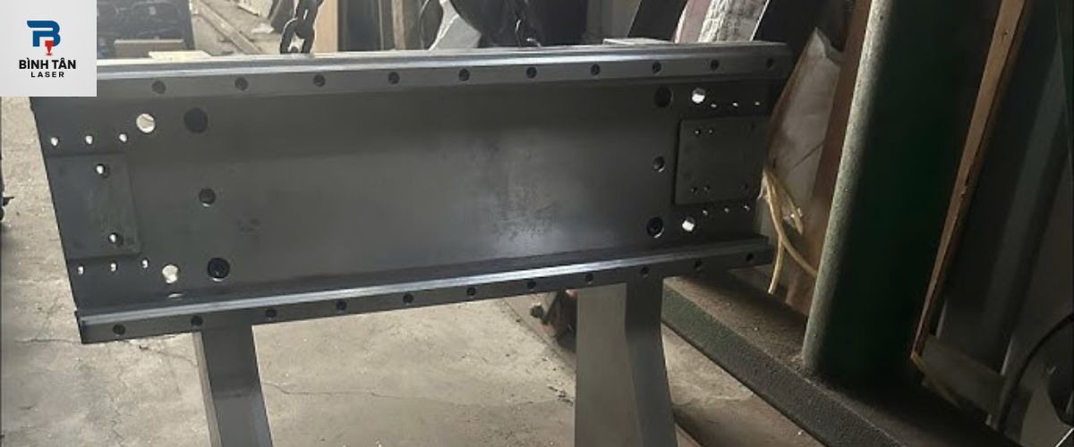 bracket kim loại CNC