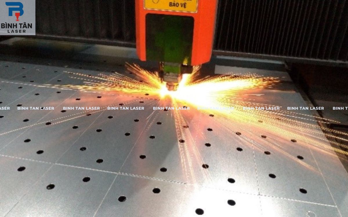 cắt CNC thép