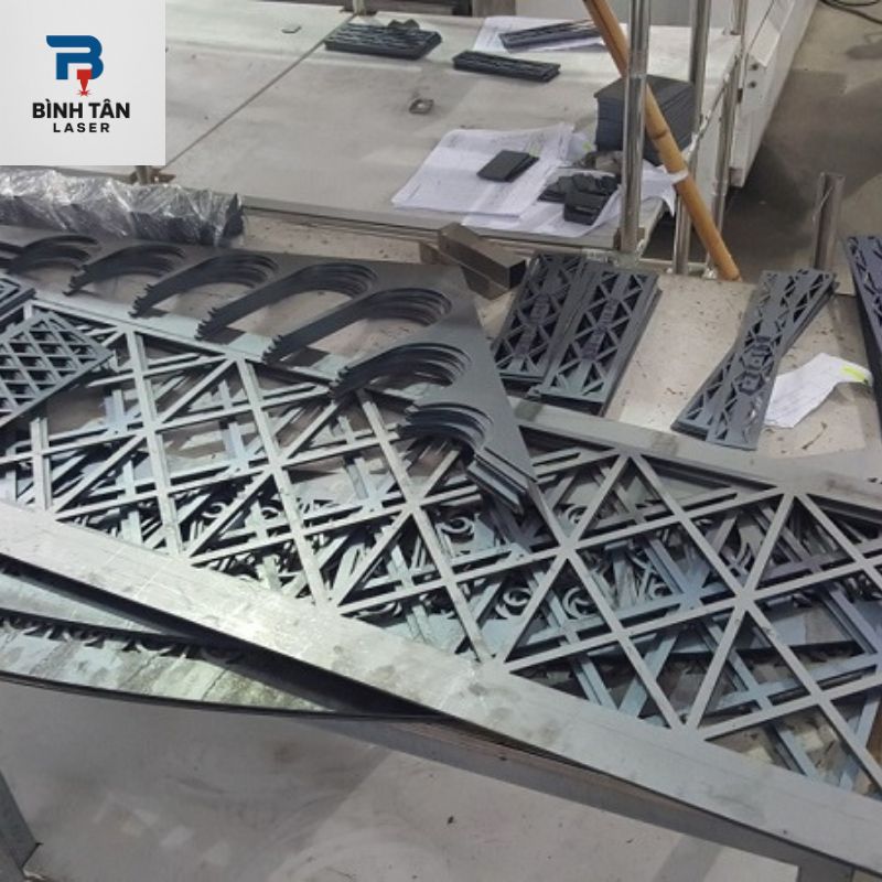 cắt laser sắt