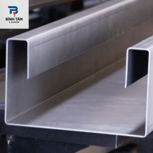 chấn bẻ giá đỡ máy móc