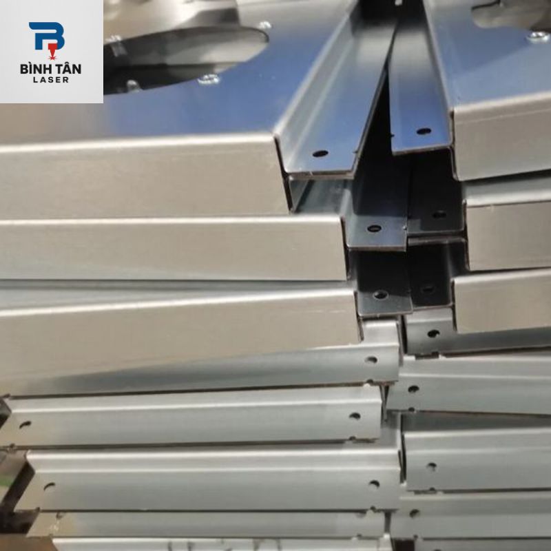 chấn gấp vỏ hộp kỹ thuật giá rẻ