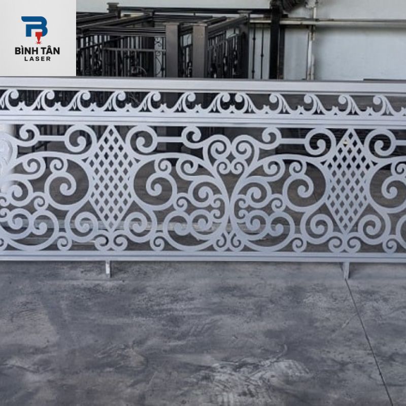 gia công cắt sắt CNC