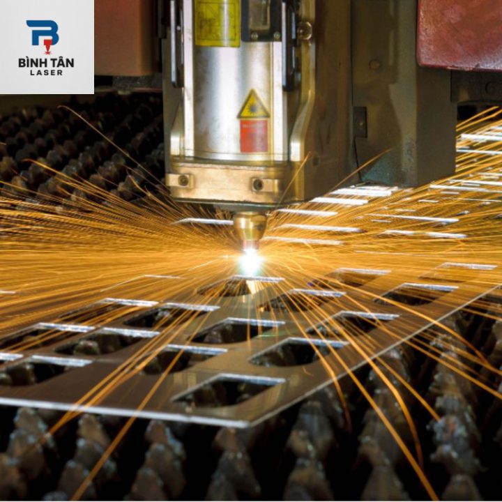 gia công cắt sắt CNC