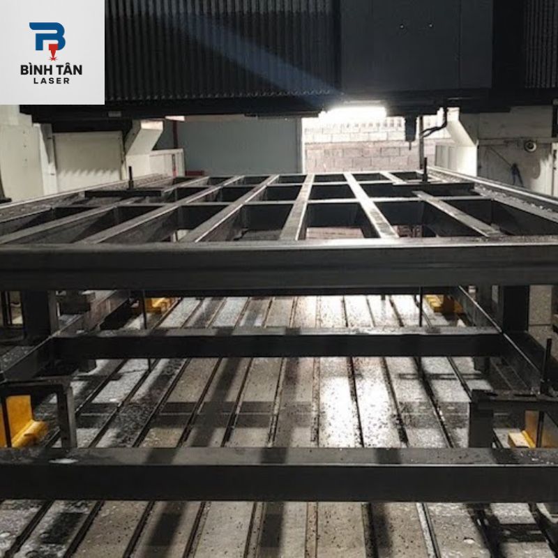 gia công cơ khí khung giá treo CNC