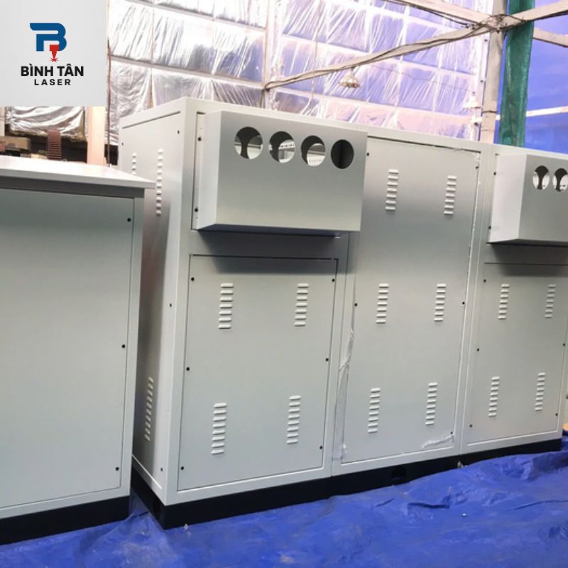 gia công tủ điện kim loại theo bản vẽ
