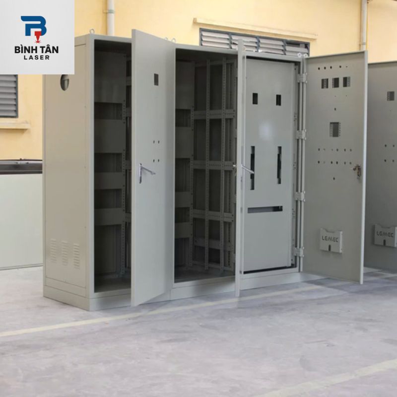 gia công tủ điện kim loại theo bản vẽ